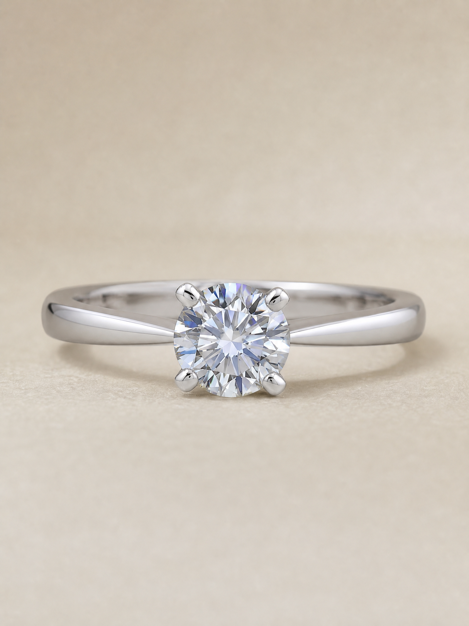 MERVAUX 1.02 ct round brilliant diamond solitaire in platinum - front view