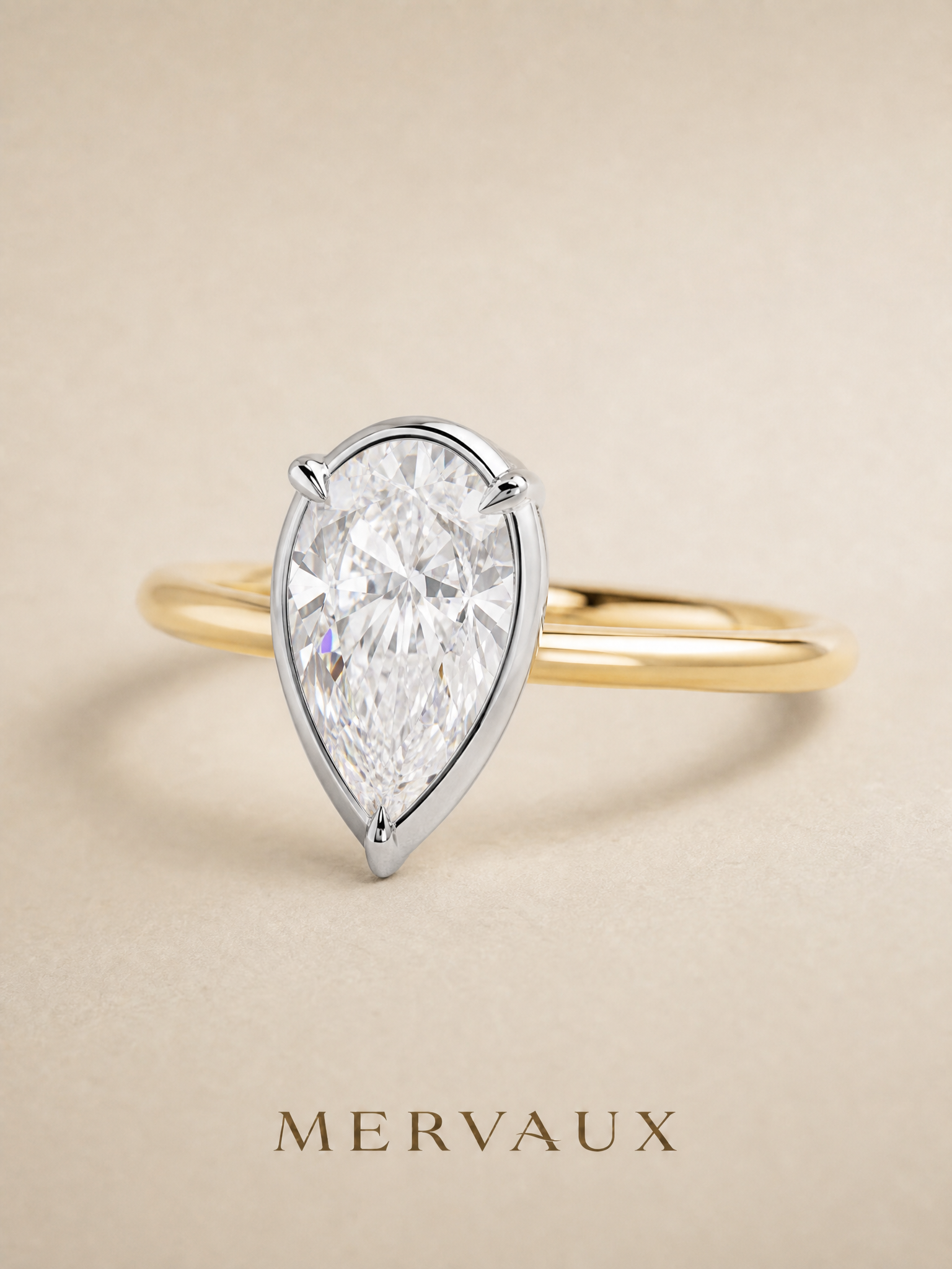 MERVAUX two-tone pear diamond ring - 45 degree view
